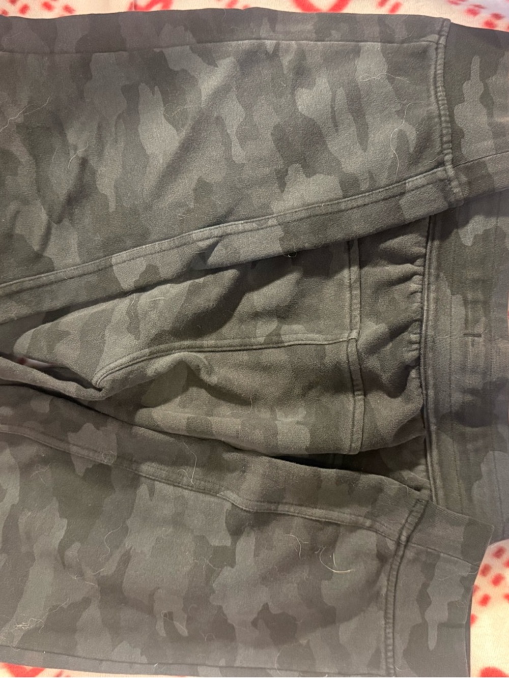 lululemon athletica Women's Cropped Camo Leggings in Olive Gray